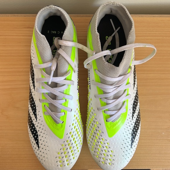 Adidas Predator Accuracy.2 Soccer Cleats, Unisex - Picture 7 of 9